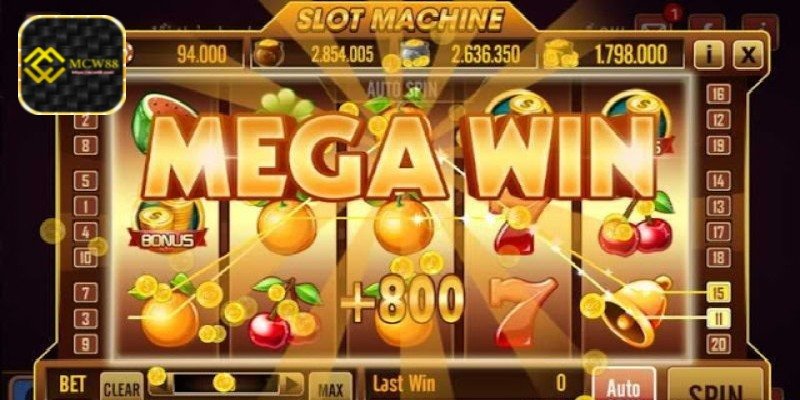 Playing slot games at MCW88 - Huge Jackpots