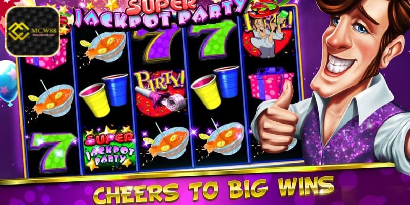 How to Play Big Jackpot Slot Games at MCW88